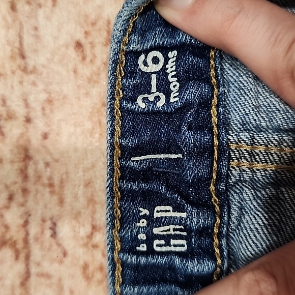 Baby Gap denim baby shorts - Picture 5 of 6